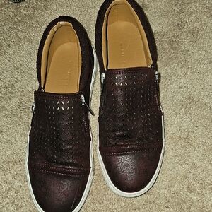 Report Women's Dark Brown Perforated Loafers